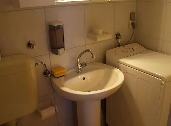 Etica Apartment Postira