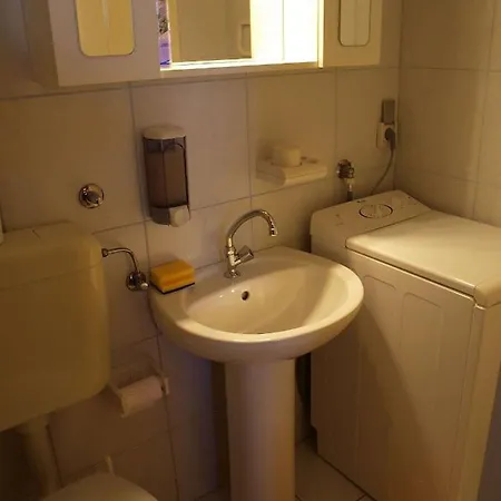 Etica Apartment Postira