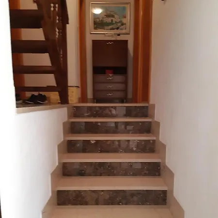 Etica Apartment *